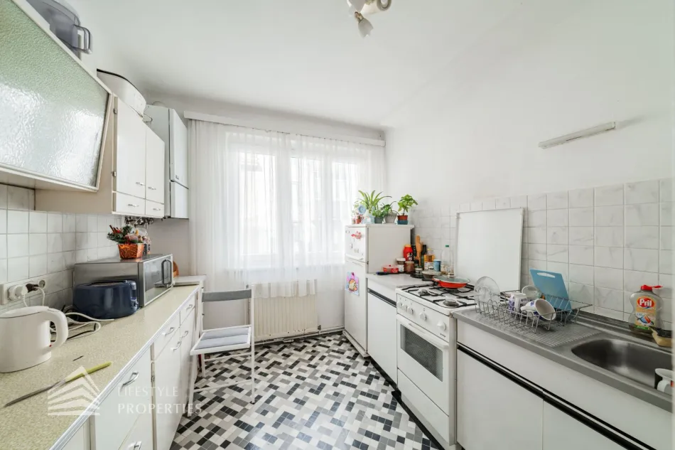 Renovierungsbedürftige, helle 2-Zimmer Wohnung, Nähe Donaukanal - Bild