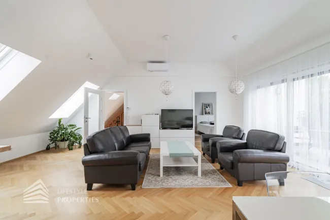 Moderne 2-Zimmer Wohnung mit großzügiger Terrasse - Titelbild