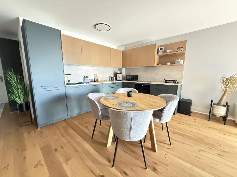 3-Zimmer-Wohnung | Küche inklusive | Tiefgaragenplatz - Titelbild