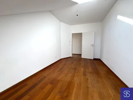 Zimmer 4
