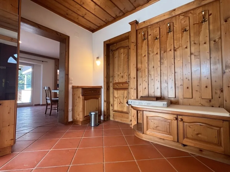 Wunderschönes Einfamilienhaus mit mediterranem Flair - über 1.000m² Grundstück und vollunterkellert - Bild