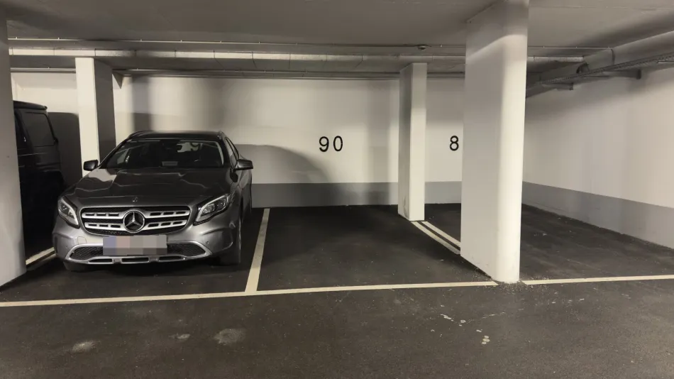 Schluss mit der Parkplatzsuche – Tiefgaragenstellplätze im 9. Bezirk - Bild