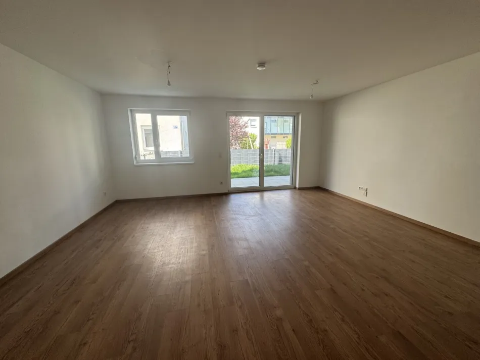 3 Zimmer Gartenwohnung inkl. Einbauküche und KFZ-Stellplatz - Bild