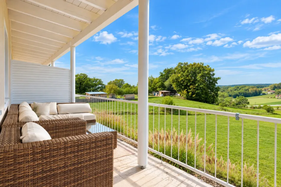 Zur Miete - Neuwertiges Reihenhaus in Ruhelage - Veranda mit mediterranem Flair! - Bild