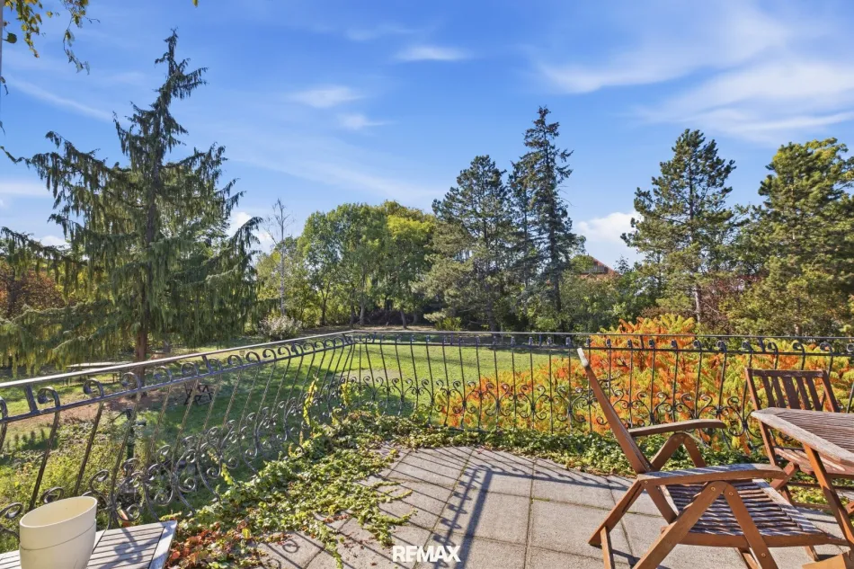 Ruhe, Raum & Lebensqualität: Charmantes Haus mit parkähnlichem Garten in Immendorf! - Titelbild
