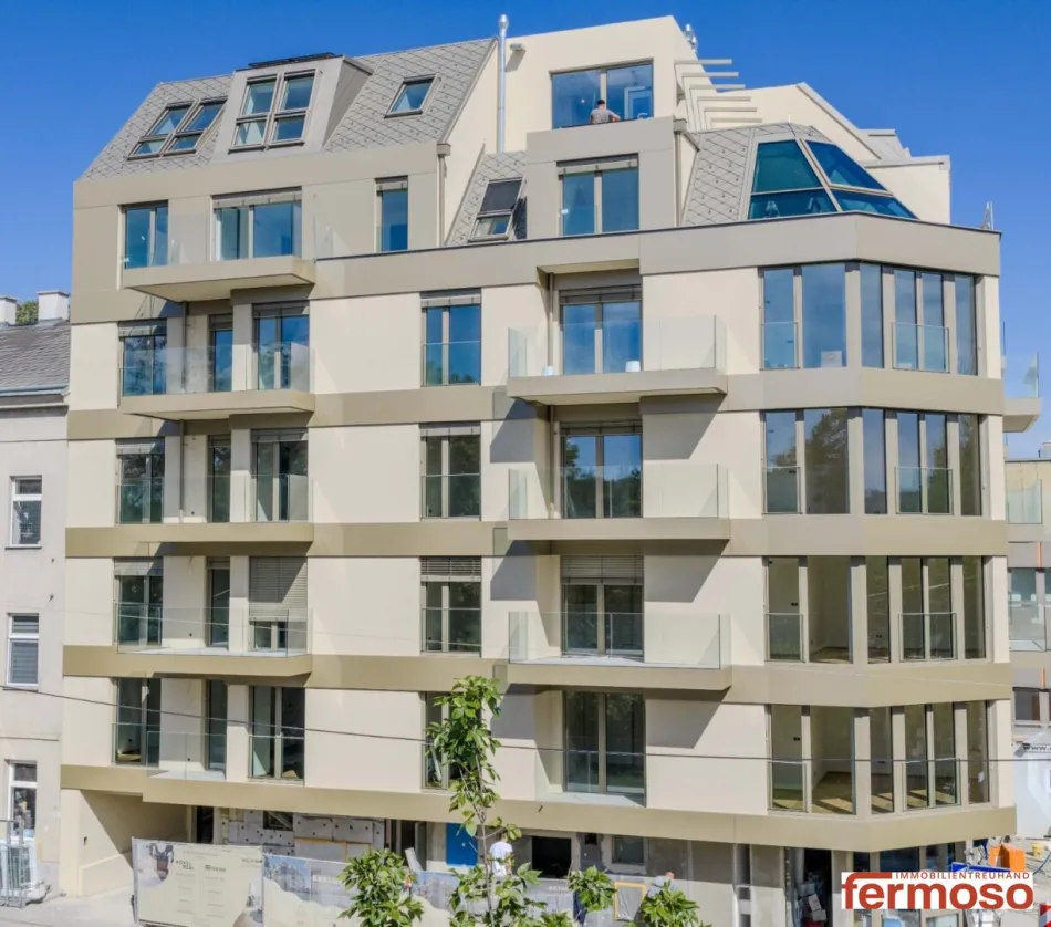 2-Zimmer-Gartenwohnung mit 28,41 m² Freifläche Luxusaustattung - Bild