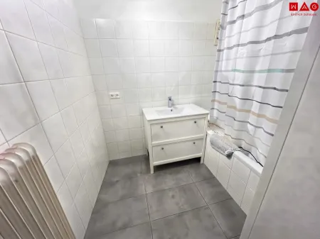Badezimmer KI-bearbeitet