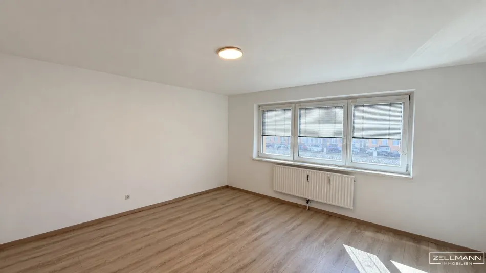 Helle 1-Zimmer-Wohnung mit Top-Anbindung | ZELLMANN IMMOBILIEN - Bild