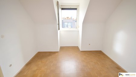 Anleger-Hit: Stabiler Ertrag in 1180 Wien – renovierungsbedürftig, mit Kamin! Niedrige Betriebskosten, niedriger Energieverbrauch!