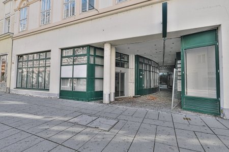 FUSSGÄNGERZONE! Komplettes ZINSHAUS/GESCHÄFTSHAUS 3.241 m² KAUFEN oder MIETEN