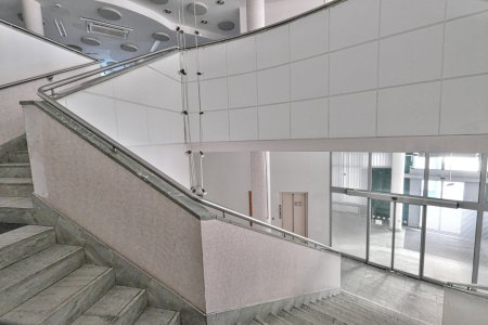 FUSSGÄNGERZONE 531 m² oder größer...branchenfreies Geschäftslokal (auch Gastro oder Ordination möglich!)