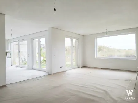 EG Wohnraum Blick nach Essküche