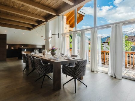 Alpines Design Retreat im Salzburger Land. Architektur, Natur und Gastfreundschaft in vollendeter Harmonie
