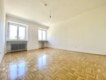 Gepflegte 4 Zimmer Wohnung am Villach Ring in Klagenfurt - WG tauglich!