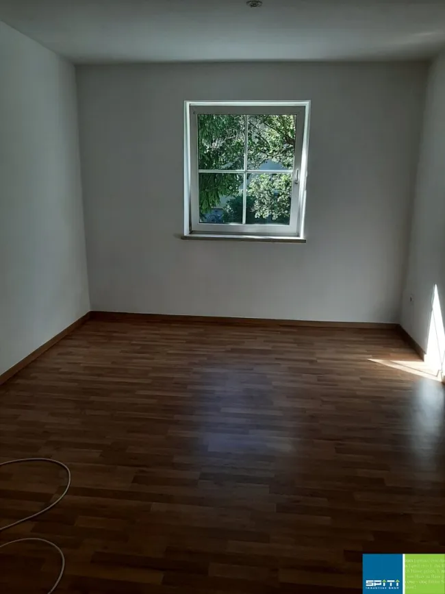 Traismauer: günstige Kleinwohnung im Erdgeschoß (Hochparterre) - Bild