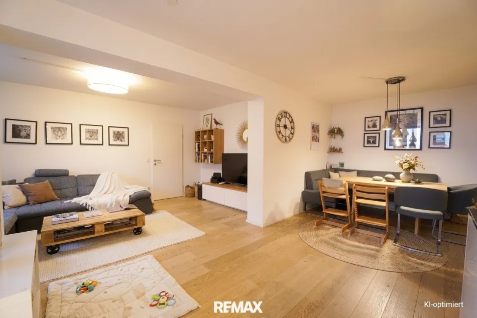 Gepflegte 3.Zi.-Wohnung mit Loggia und Balkon (Top 6) - Titelbild