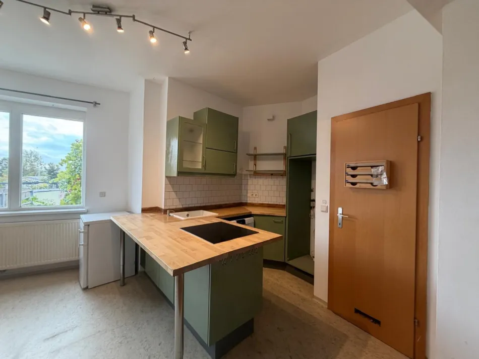 Zentrales Wohnen in Hartberg – Charmante 3-Zimmer-Wohnung mit Balkon und Parkplatz - Bild
