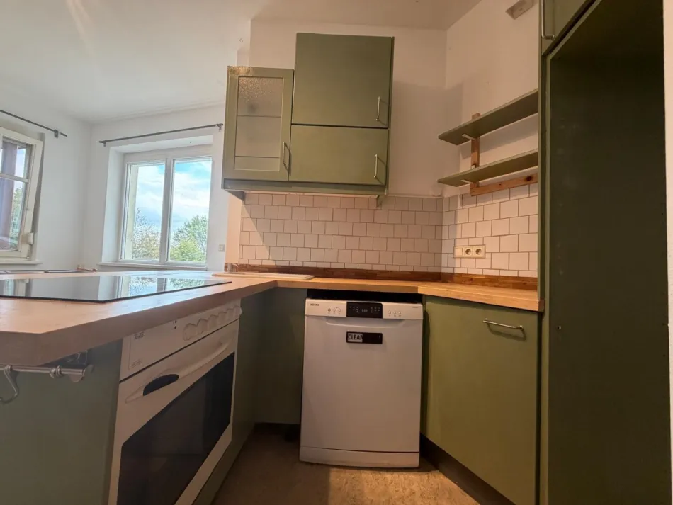 Zentrales Wohnen in Hartberg – Charmante 3-Zimmer-Wohnung mit Balkon und Parkplatz - Bild