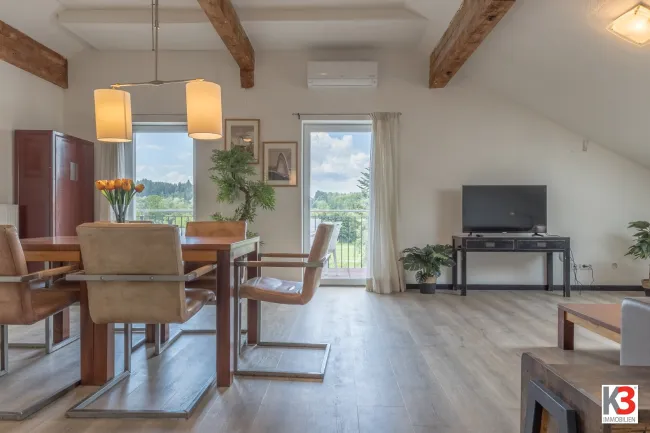 K3 - RENDITEOBJEKT: APPARTEMENTHAUS IN DER FERIENREGION KLOPEINERSEE mit 6 Wohneinheiten, neuwertig, geschmacksvolle und gehobene Ausstattung, Carports, Pferdeboxen, Ruhelage. - Titelbild