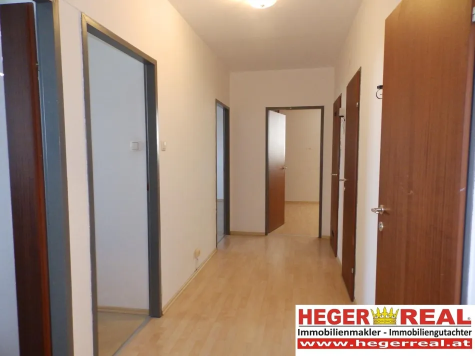 3 ZIMMER MIETWOHNUNG - LIFT - LOGGIA - Bild