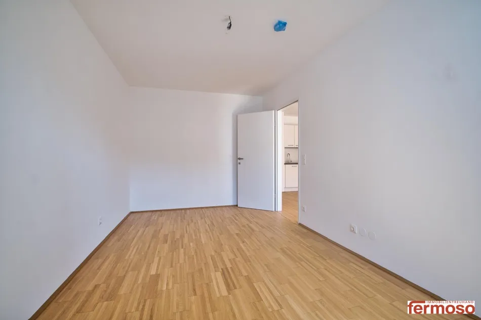 Helle-2-Zimmer Wohnung mit Balkon und Fußbodenheizung in 1200 Wien, nur €899! - Bild