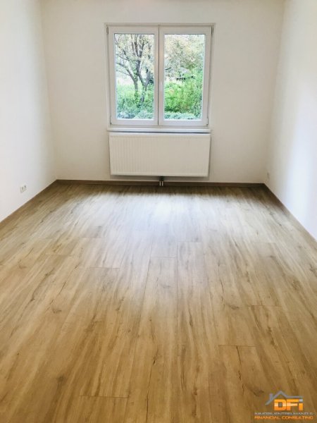 Gut angelegt: 2-Zimmer Wohnung mit tollem Gemeinschaftsgarten & Swimmingpool!