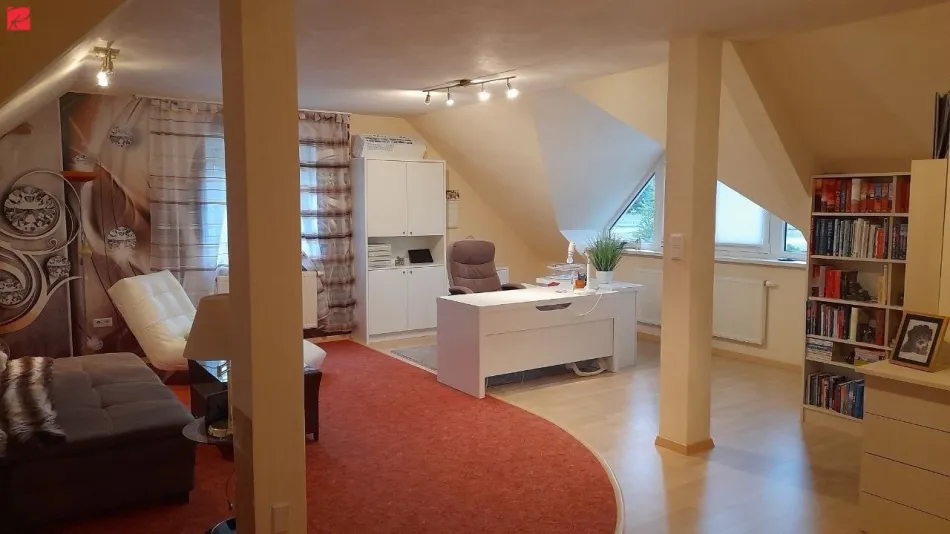 Mehrfamilienhaus auf ca. 1.700 m² Bauland-Agrar inkl. Inventar - Bild