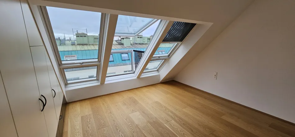 Dachterrassen Wohnung - mit Hybridheizung! Video + Klimaanlage - Titelbild