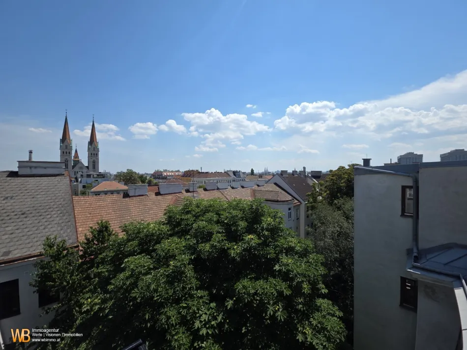Top DG Wohnung mit Terrasse und Panoramafenstern - 3 Zimmer mit großem Küchen-Essbereich! Kein Gas mehr! Modernste Ausführung! Luft-Wasserwärmepumpe, Klima und Photovoltaik! - Titelbild