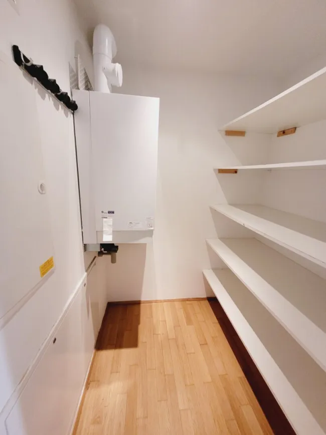 Gumpendorfer Straße: geräumige 4-Zimmer Dachgeschoßwohnung mit Terrassen - Bild