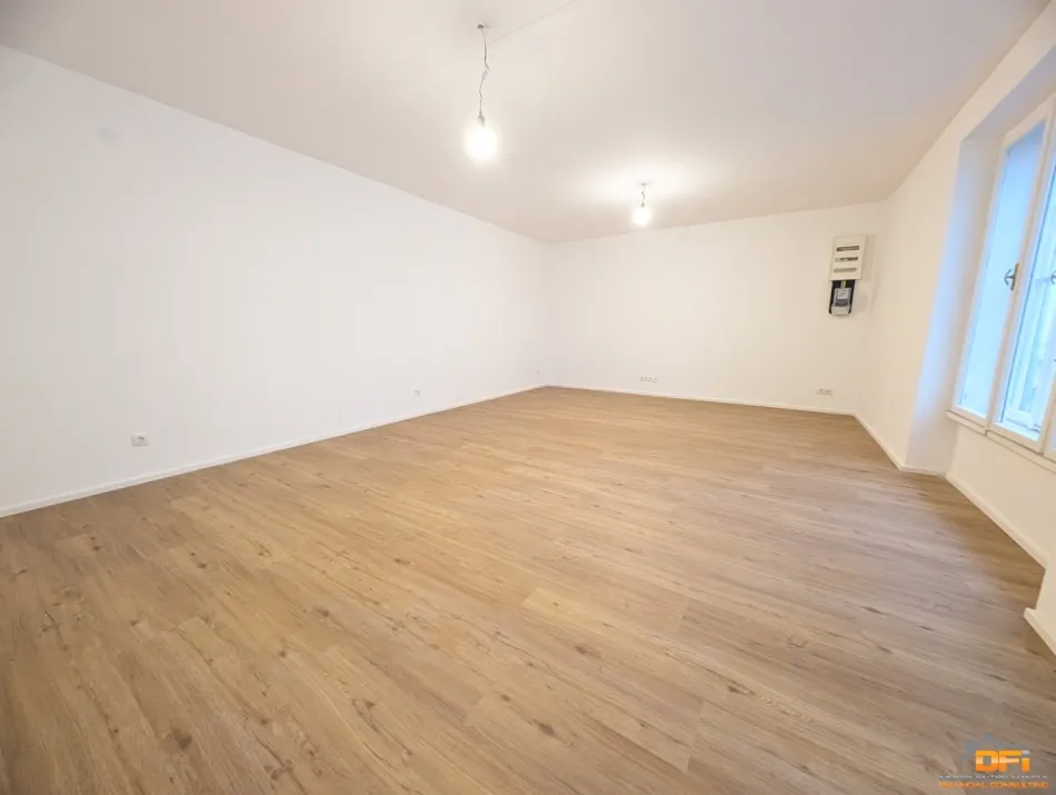 STADTHAUS IN OTTAKRING: 5-Zimmer Hofhaus mit begehbarem Flachdach und Garten/Hof in ruhiger Wohnlage - Bild
