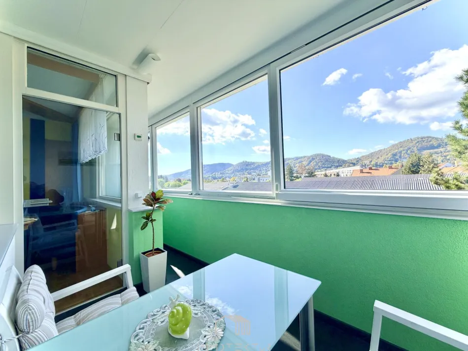 GANZ OBEN IST’S AM SCHÖNSTEN! 3,5 Zimmer mit Penthouse-Feeling & traumhaftem Weitblick über Graz - Titelbild