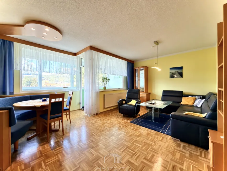 GANZ OBEN IST’S AM SCHÖNSTEN! 3,5 Zimmer mit Penthouse-Feeling & traumhaftem Weitblick über Graz - Bild