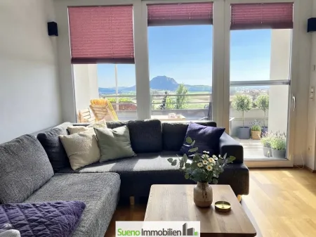 Wohnzimmer mit Ausblick