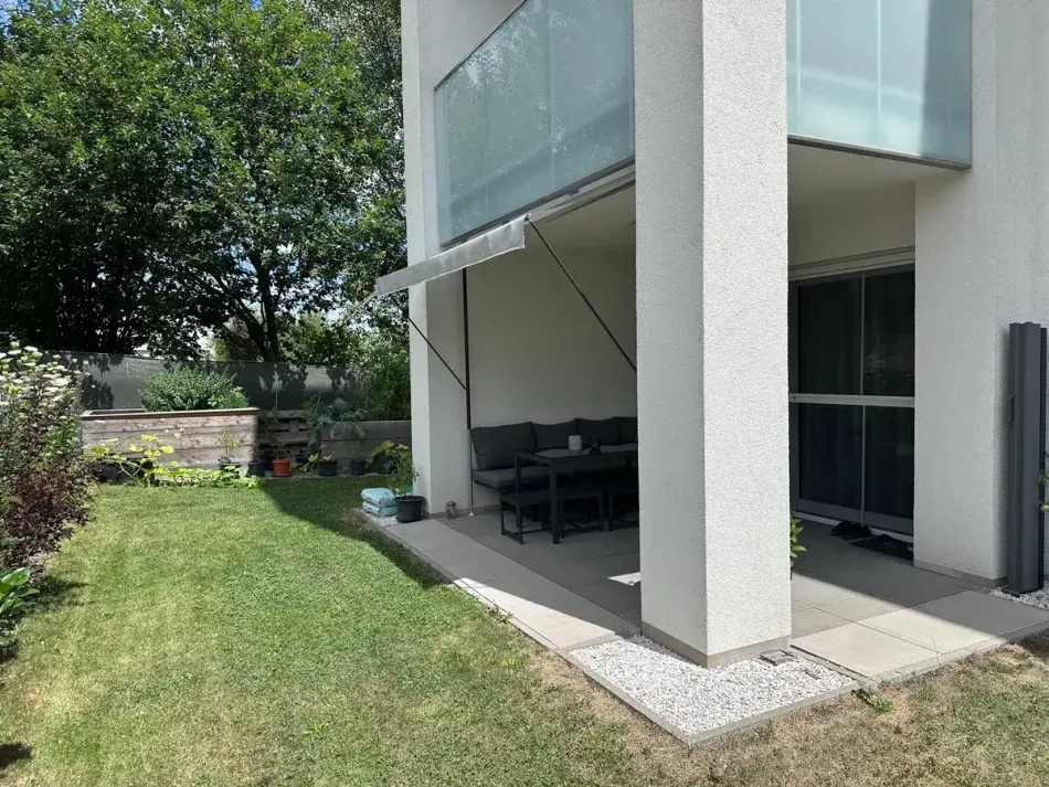 Wohnen nahe Schloss Parz – 3 Zimmer mit Garten und Terrasse - Titelbild
