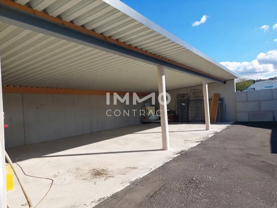 Große Carport - Stellplätze zu vermieten in Purgstall, auch für Wohnwägen und Wohnmobile geeignet - Bild