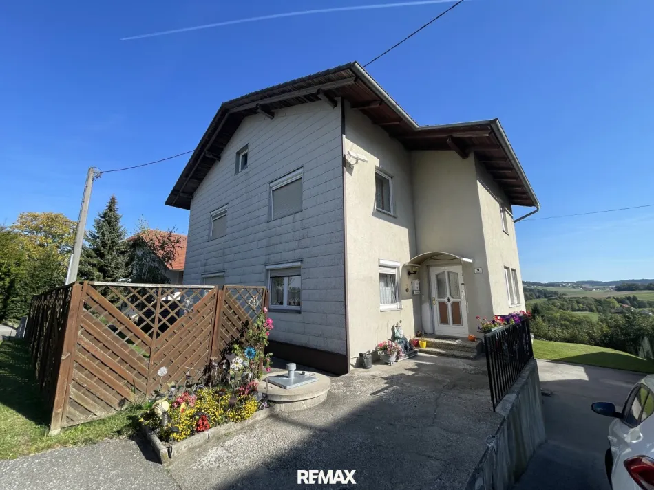 Großzügiges Mehrfamilienhaus in Wernstein - Titelbild