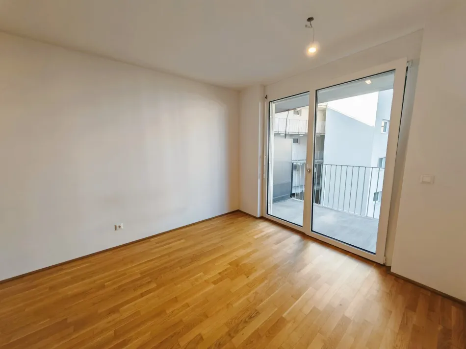 Neubau trifft Wohnkomfort – 2-Zimmer-Wohnung mit großem Balkon - ab sofort! - Titelbild