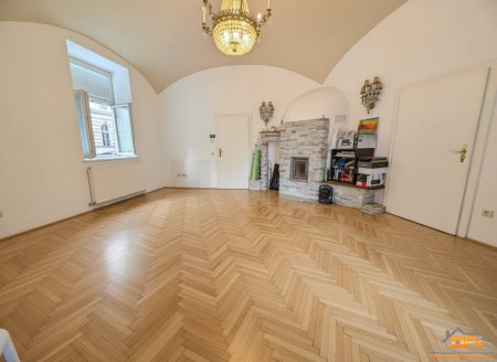 1060 MARIAHILF: Zentral gelegene 3-Zimmer Wohnung mit Altbaucharme