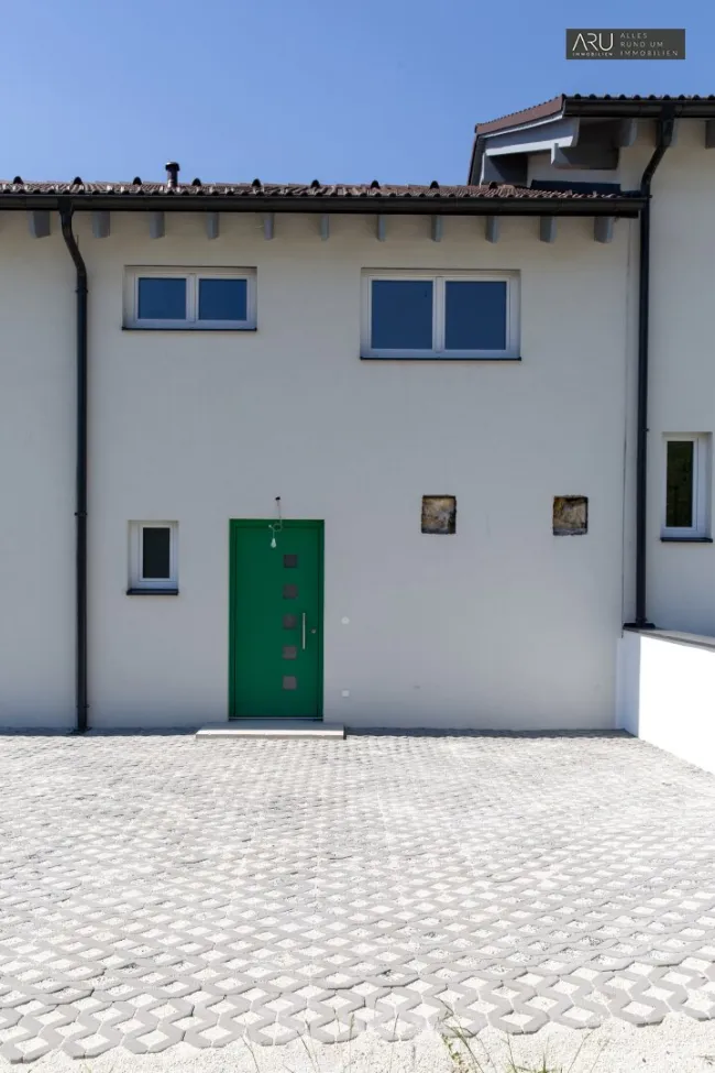 Wohnpark Schölbing: Belagsfertiges Reihenhaus mit 76 m² Garten, Terrasse & Balkon nahe Hartberg - Bild