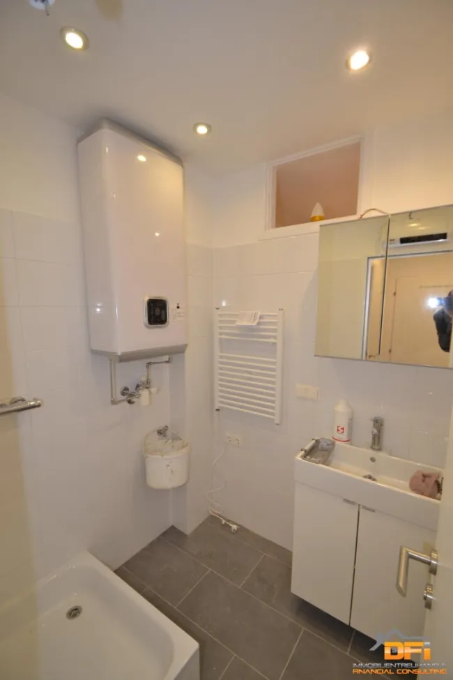 BRUNNENMARKT: Stylische 2-Zimmer Wohnung mit gutem Grundriss in Hofruhelage - Bild