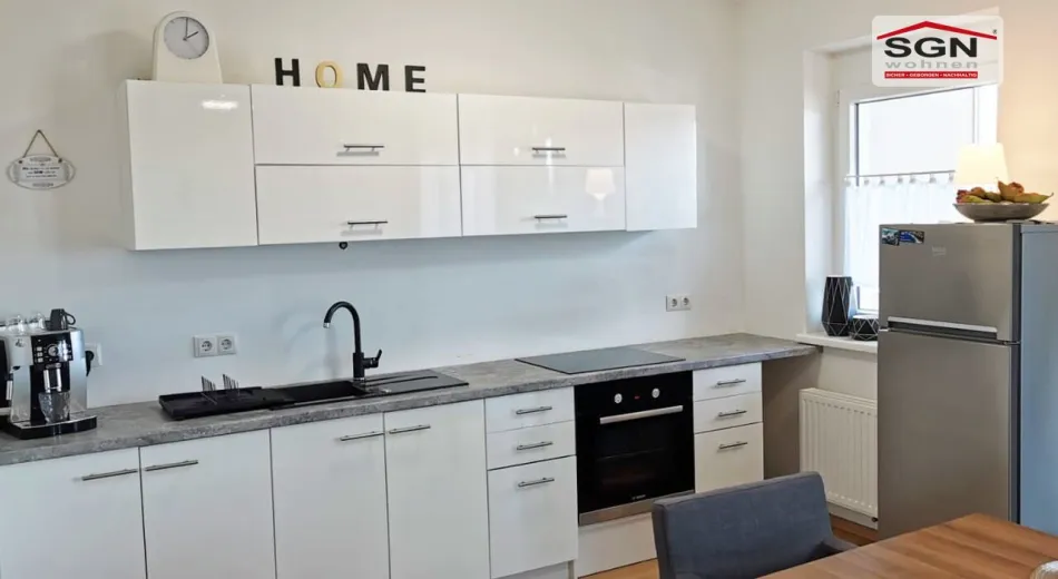 Perfekte 3 Zimmer-BALKONWohnung mit Schwimmbiotop - Bild