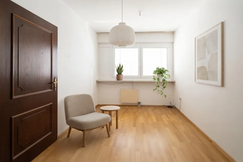 Stilvolle 5-Zimmer Wohnung mit Tiefgaragenplatz DornacherStr. in 4040 Linz zu KAUFEN, Nähe Universität JKU - Titelbild