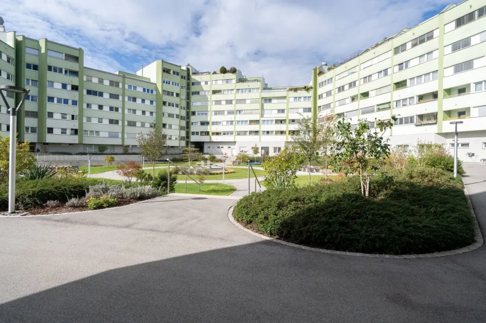 Stilvolle 5-Zimmer Wohnung mit Tiefgaragenplatz DornacherStr. in 4040 Linz zu KAUFEN, Nähe Universität JKU - Bild