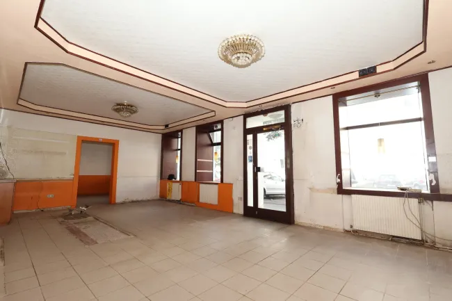 Unbefristet: Gastgewerbelokal - 125m² plus Nebenflächen - Bild