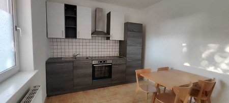 Helle 2-Zimmer-Wohnung mit Schöcklblick & Top-Anbindung