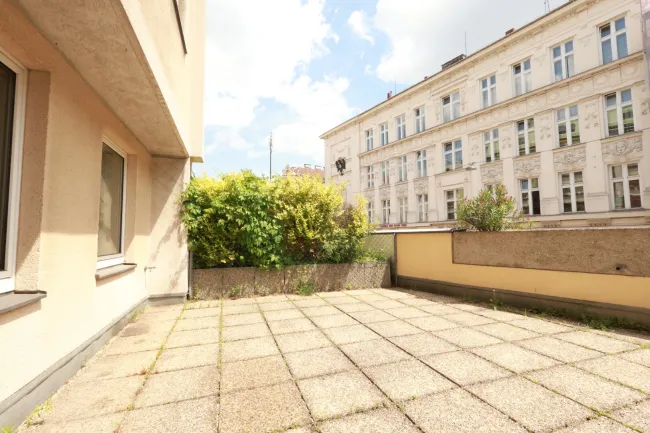 RARITÄT - Garconniere mit SÜDSEITIGER TERRASSE! - Titelbild
