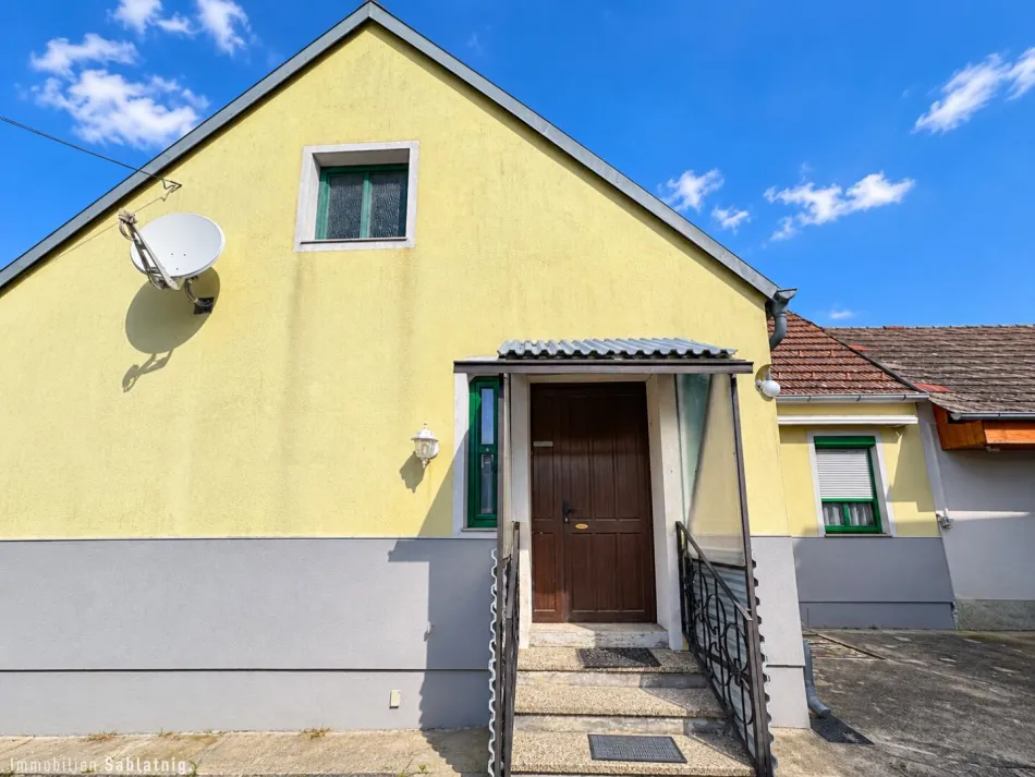 Vollsaniertes 3-Zi-Einfamilienhaus mit Garten & Carport in Schachendorf! - Bild