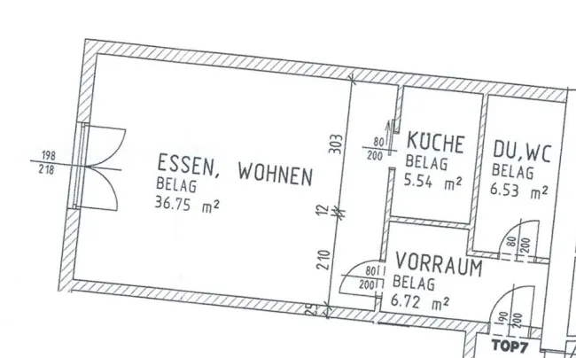 Schöne 1 Zimmer Wohnung direkt am Hauptplatz! - Bild