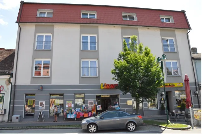 Gewerbefläche am Hauptplatz der Stadtgemeinde Jennersdorf - Titelbild